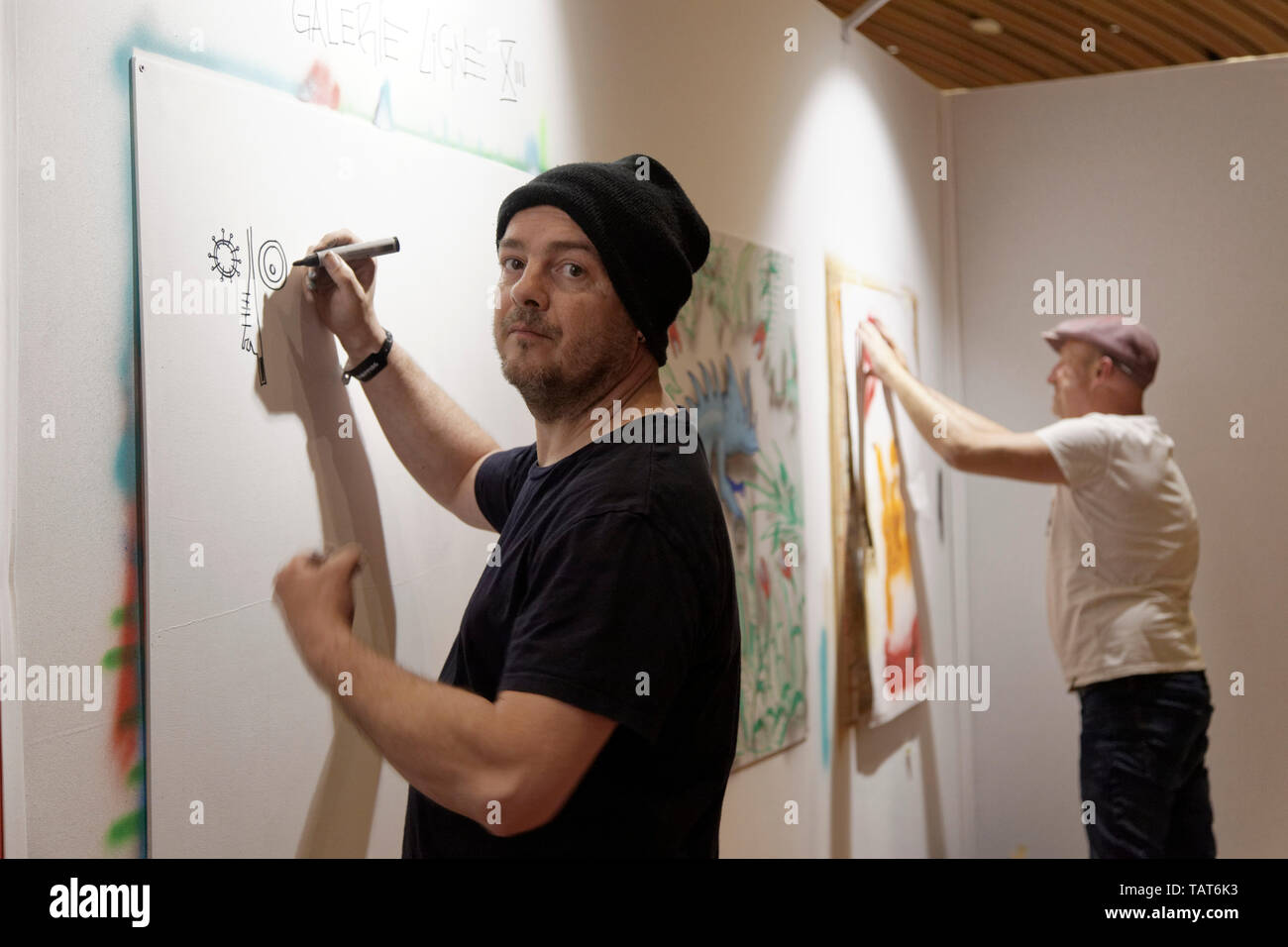 Paris, France. 26Th May, 2019.Performances of Bojan(L)& Dr Bergman(R)at Art Shopping .Credit:Veronique Phitoussi/Alamy Stock Photo Stock Photo