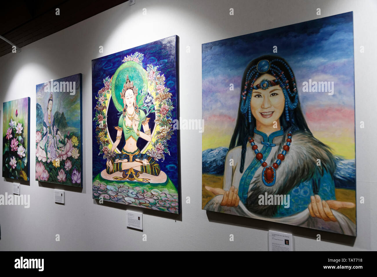 Paris, France. 26Th May, 2019.Yu Young Chen exhibits at Art Shopping at the Carrousel du Louvre.Credit:Veronique Phitoussi/Alamy Stock Photo Stock Photo