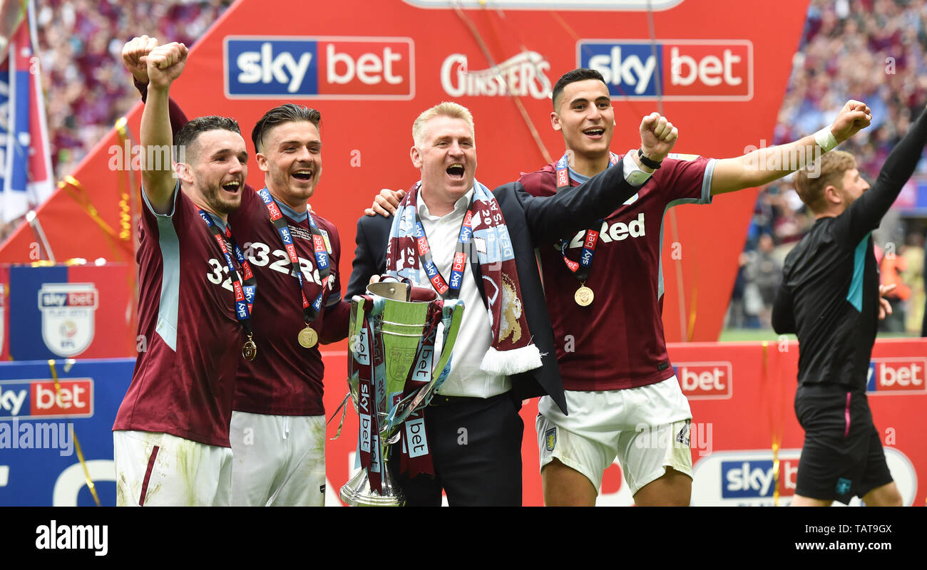Aston Villa' manager Dean Smith celebrates with players winning the EFL Sky Bet  Championship Play-Off Final match between Aston Villa and Derby County at Wembley Stadium , London , 27 May 2019 Editorial use only. No merchandising. For Football images FA and Premier League restrictions apply inc. no internet/mobile usage without FAPL license - for details contact Football Dataco Stock Photo
