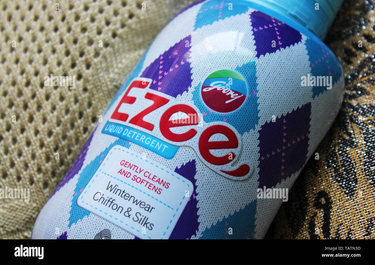 Godrej Ezee Liquid Detergent Stock Photo Alamy