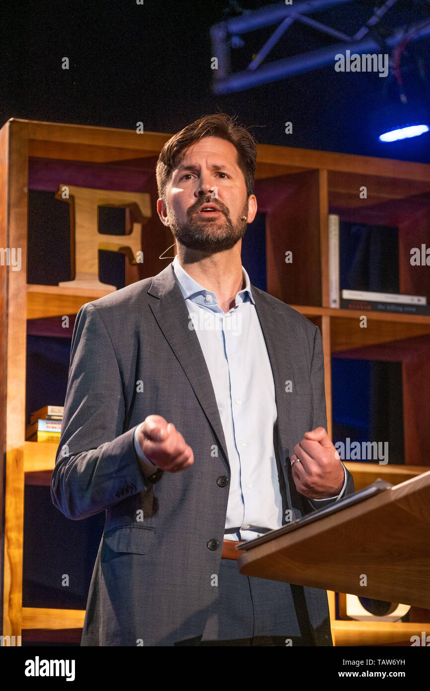 The Hay Festival, Hay on Wye, Wales UK, Tuesday 28th May 2019. Thomas J Bollyky, Director of the Global Health Program at th Council of Foreign Relations, talking about his book “Plagues and the Paradox of Progress: Why the world is getting Healthier in Worse Ways”, at the 32nd annual Hay Festival of Literature and the Arts. The festival, held every year in the small town of Hay on Wye on the Wales.  Photo Credit: keith morris/Alamy Live News Stock Photo