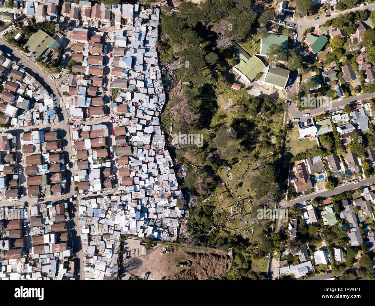 Cape Town Aerial Rich Poor Hi res Stock Photography And Images Alamy cape-town-aerial-rich-poor-hi-res-stock-photography-and-images-alamy