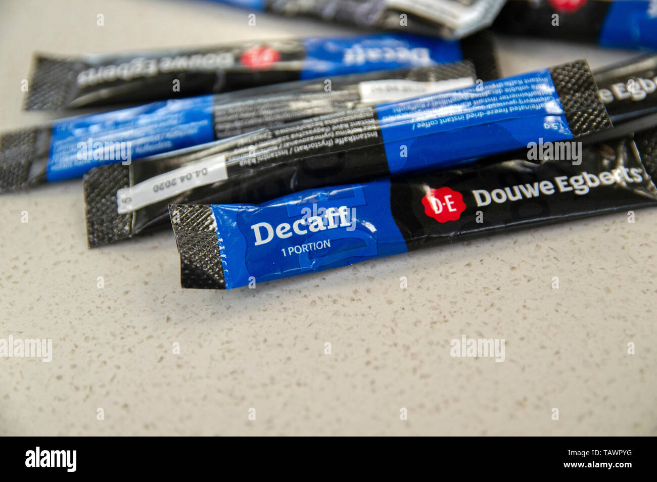 Sachet of decaffeinated coffee hires stock photography and images Alamy