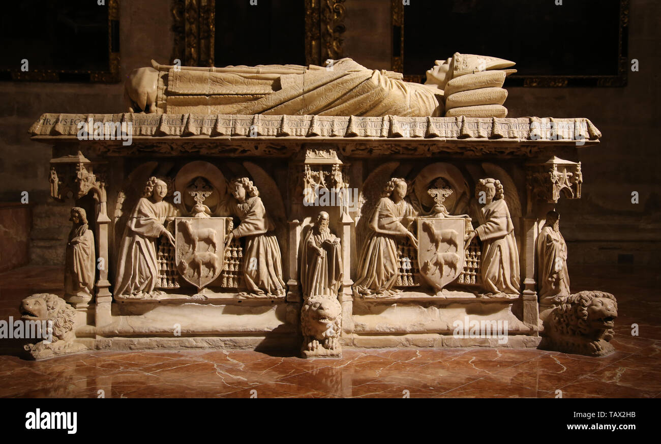 Sepulchre of Cardinal Juan Cervantes (1380-1453). By Lorenzo Mercadante, 1453-58. Alabaster. Catedral of Seville, Spain. Stock Photo