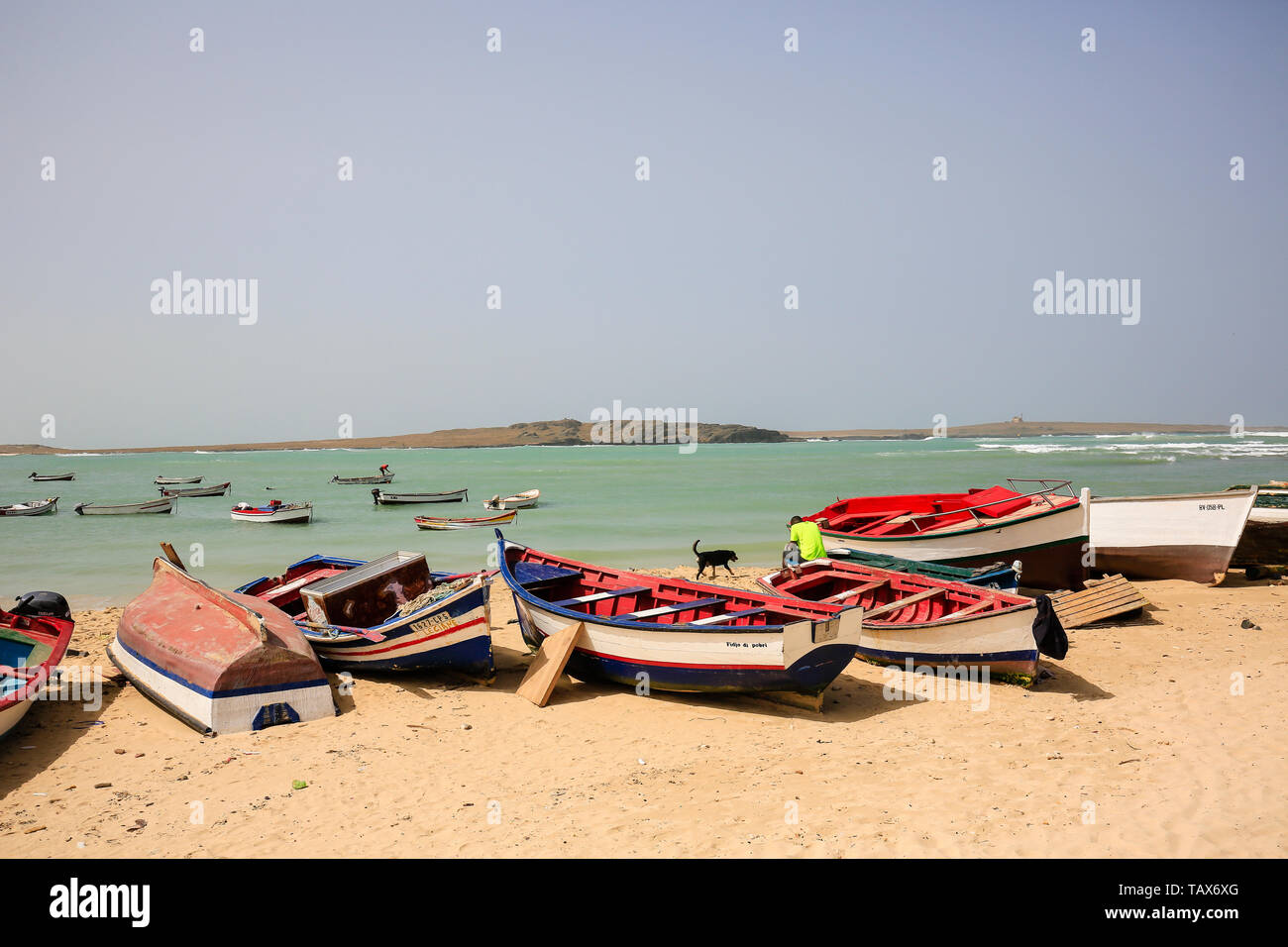 24.02.2019, Sal Rei, Boa Vista, Cape Verde Islands - Fishing boats on the Praia de Diante beach. 00X190224D095CAROEX.JPG [MODEL RELEASE: NO, PROPERTY  Stock Photo