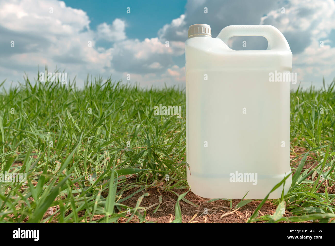 Pesticide container hi-res stock photography and images - Alamy