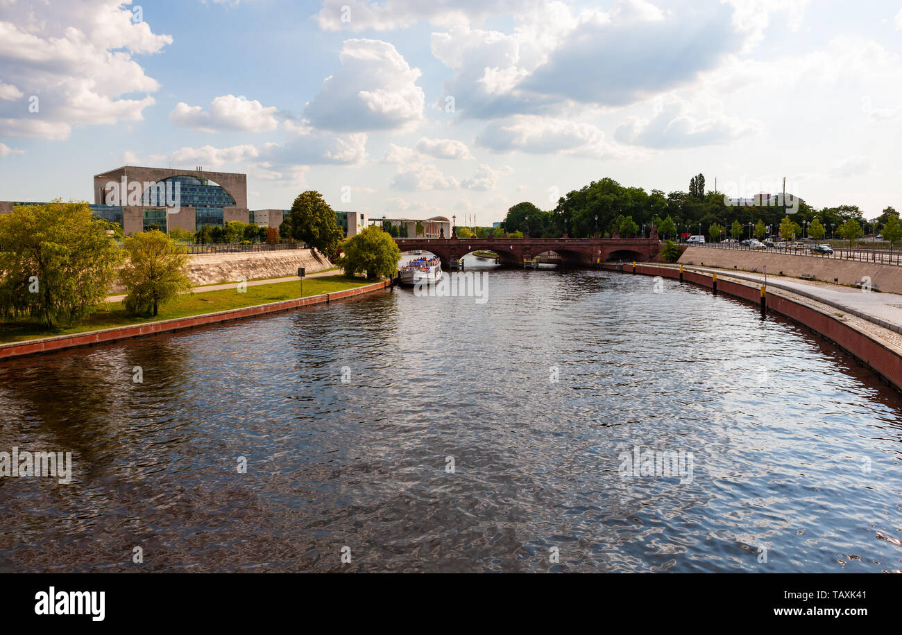 Berlin river hi-res stock photography and images - Alamy