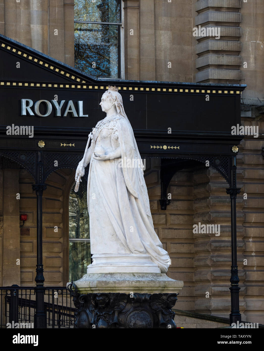 Statue of Queen Victoria in the City of Bristol  UK. Stock Photo