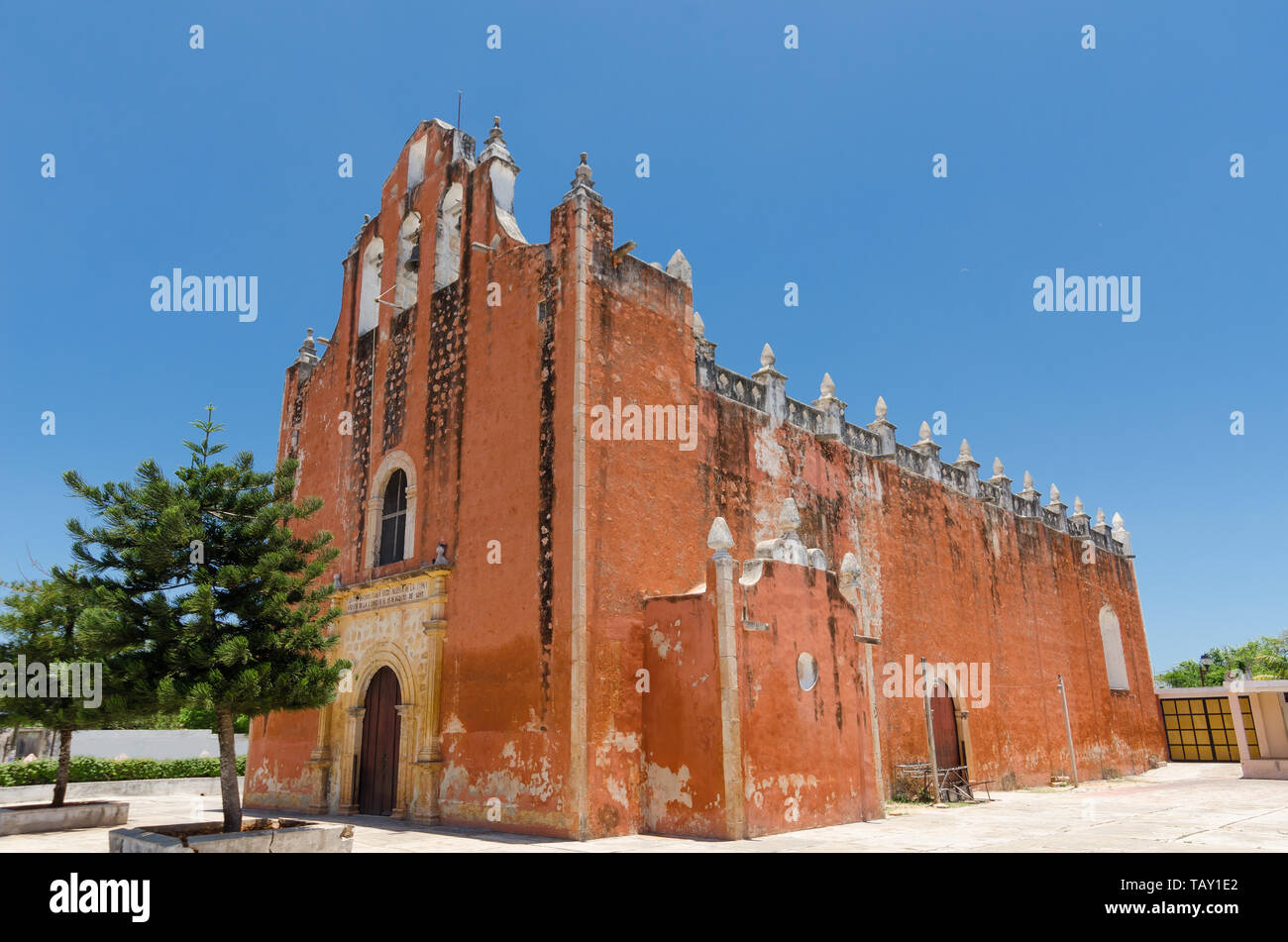 Ancient colonial church of Nuestra Señora de la Asunción in Temozon, Mexico Stock Photo
