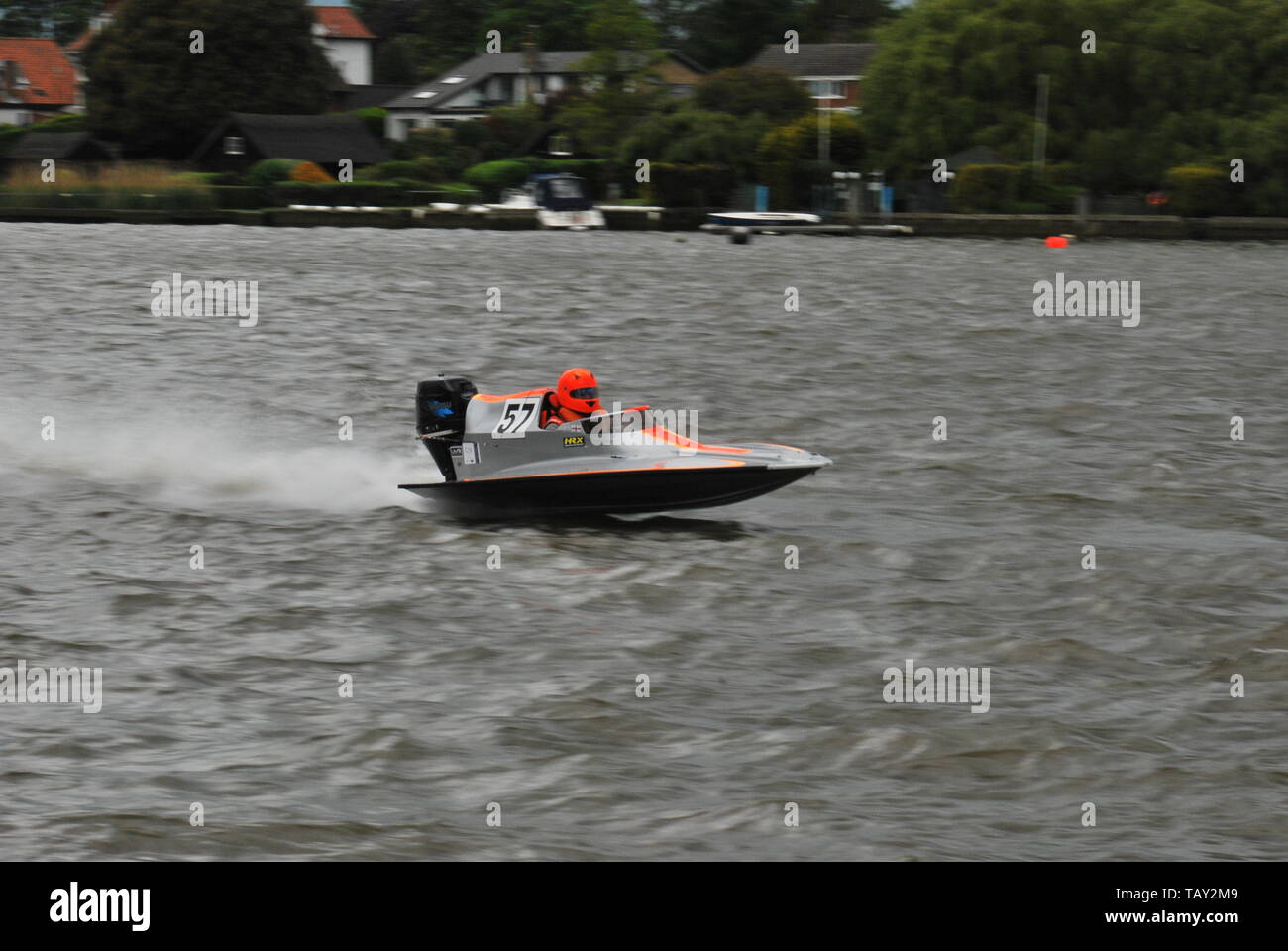 Powerboat Racing Oulton Broad GT30 Class Steve Olney Stock Photo Alamy Powerboat Racing Oulton Broad GT30 Class Steve Olney Stock Photo Alamy