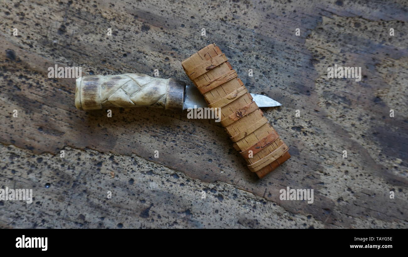 birch bark knife sheath and knife by daegrad tools Stock Photo Alamy