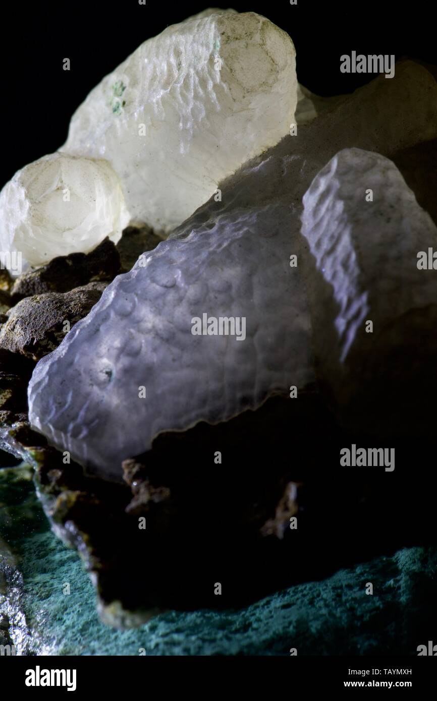 Calcite samples hi-res stock photography and images - Alamy