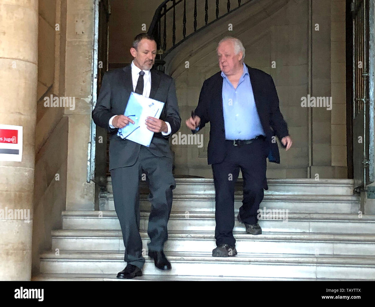 BEST QUALITY AVAILABLE Bill Fuller (right), leaves the Cour d'Assises in Paris after giving evidence at the trial of British man Ian Bailey for murder. Mr Fuller claims Bailey confessed to the killing of French director's wife Sophie Toscan du Plantier in Schull, West Cork, a month after Ms Toscan du Plantier’s death. Stock Photo