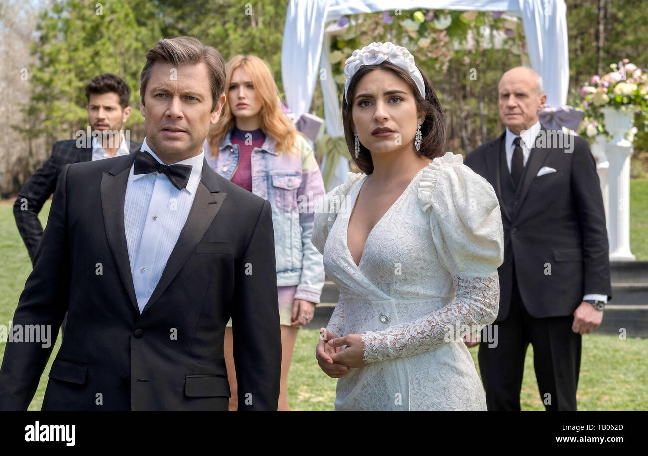 DYNASTY, from left: Rafael De La Fuente, Grant Show, Maddison Brown