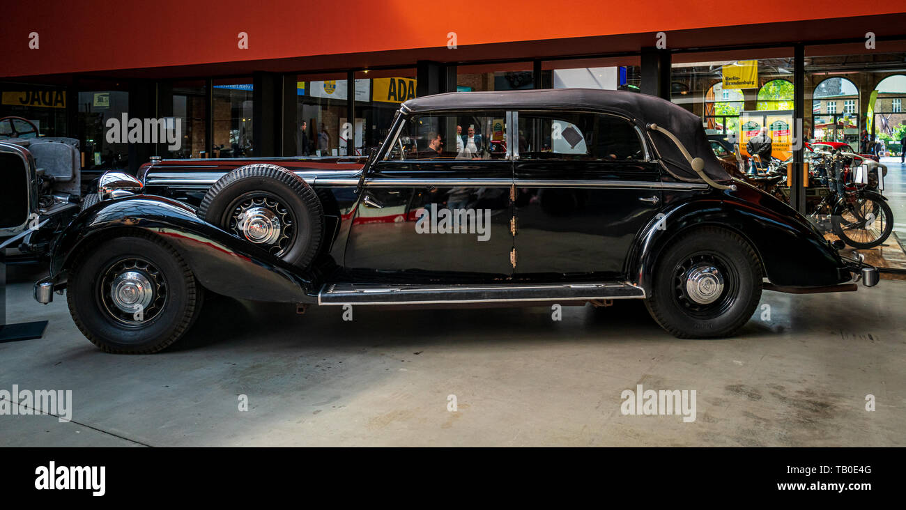 BERLIN - MAY 11, 2019: An ultra-luxury car Maybach SW 38, 1936. 32th ...