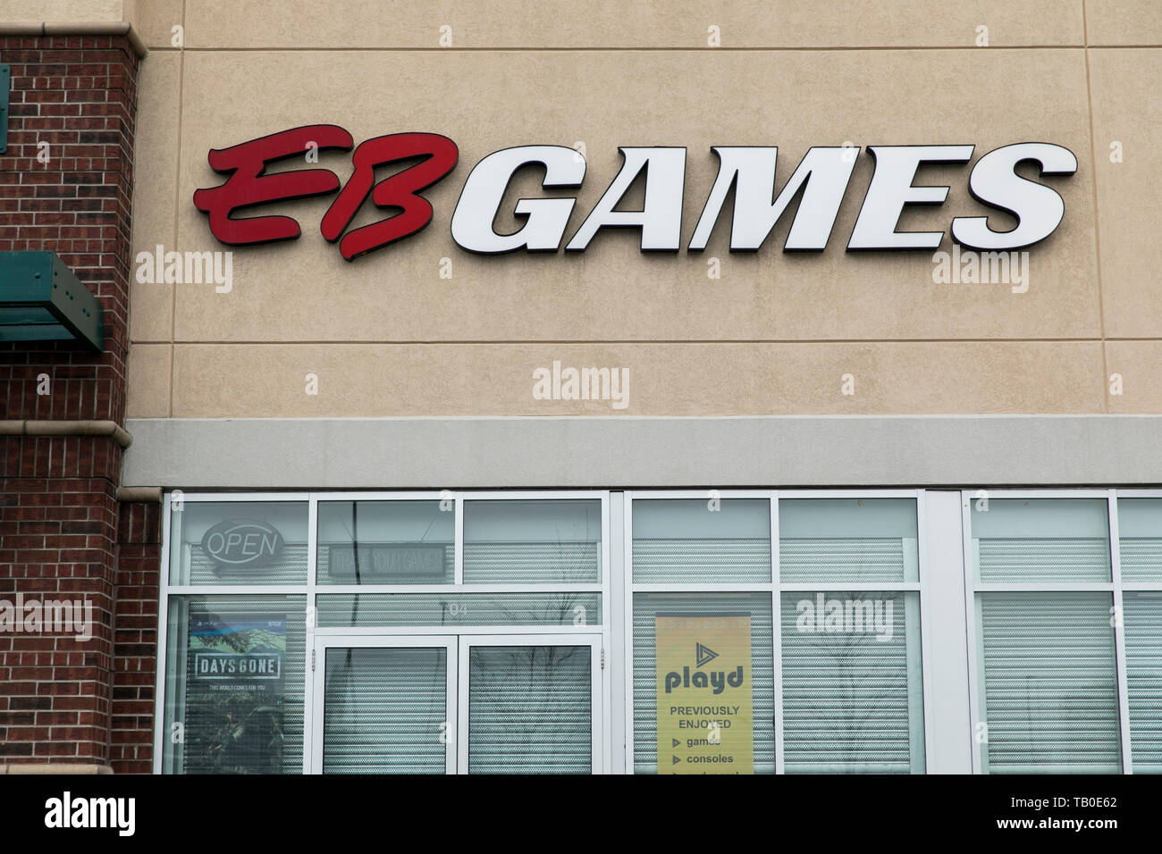 eb games eaton centre