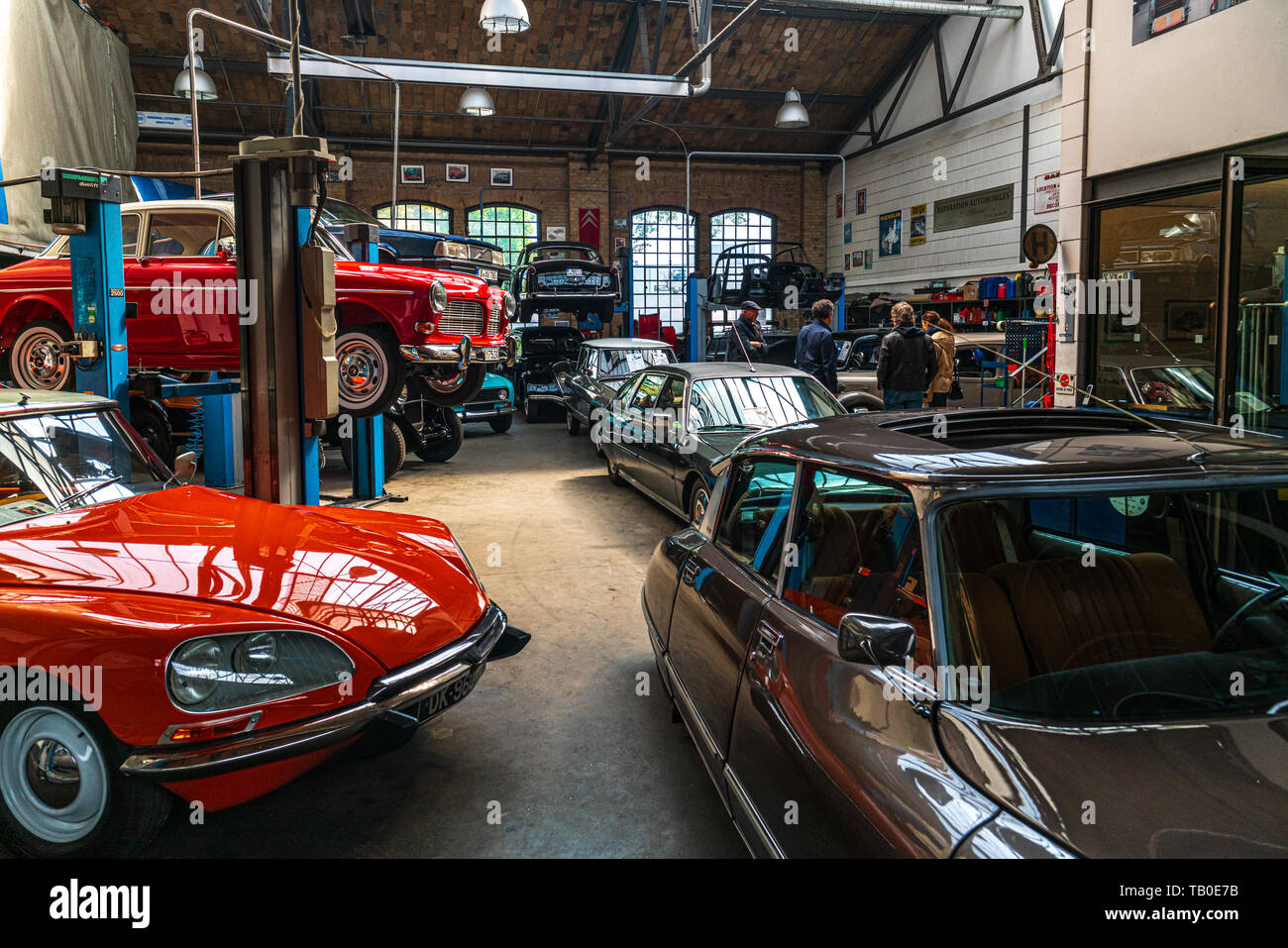 BERLIN - MAY 11, 2019: Workshop on repair and maintenance of French classic  and sports cars. 32th Berlin-Brandenburg Oldtimer Day Stock Photo - Alamy