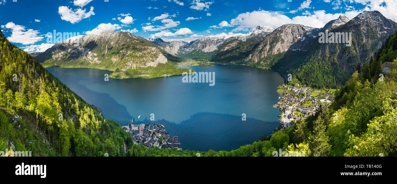 Panorama of Alps mountains above the famous Hallstatt village, Austria Stock Photo