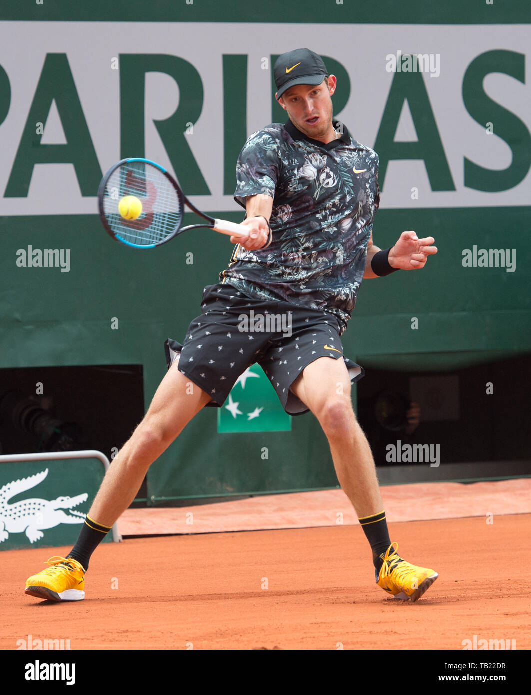 Paris, France. 28th May, 2019. Nicolas Jarry (CHI) is defeated by Juan  Martin del Potro (ARG) 6-3, 2-6, 1-6, 4-6, at the French Open being played  at Stade Roland-Garros in Paris, France. ©