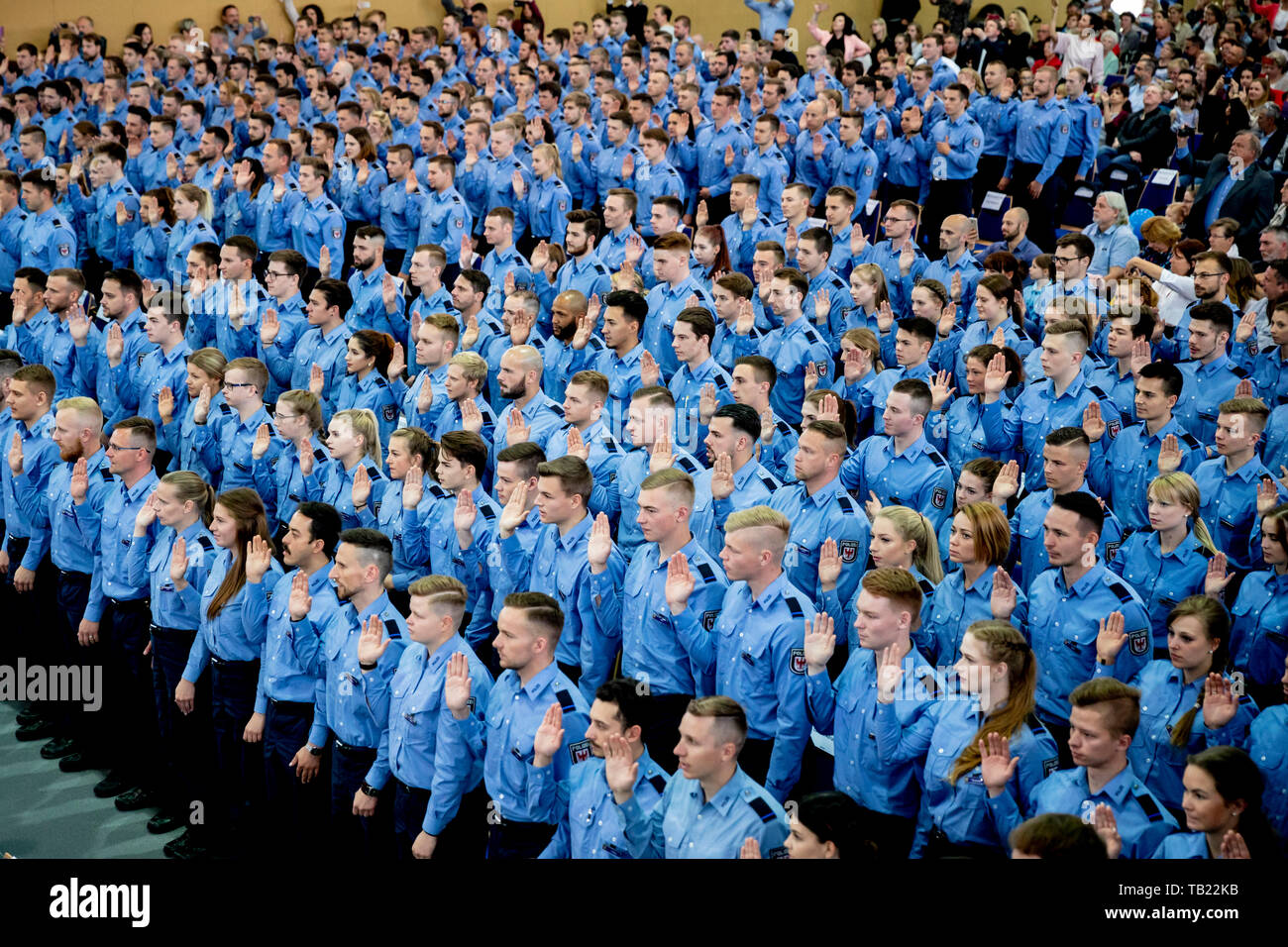 Oranienburg, Germany. 29th May, 2019. Prospective police officers 
