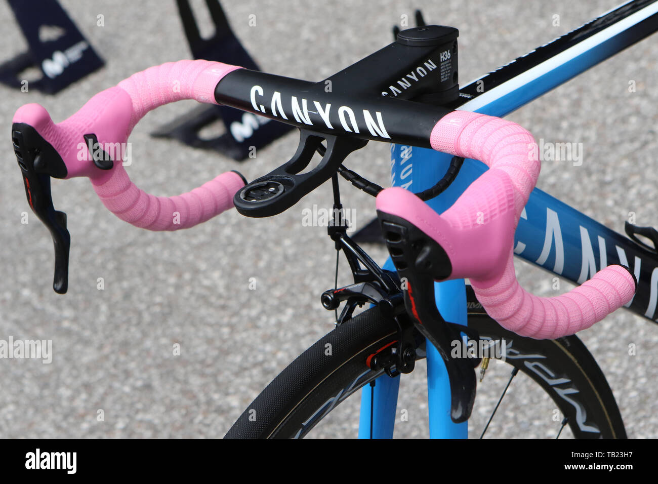 giro bike tour