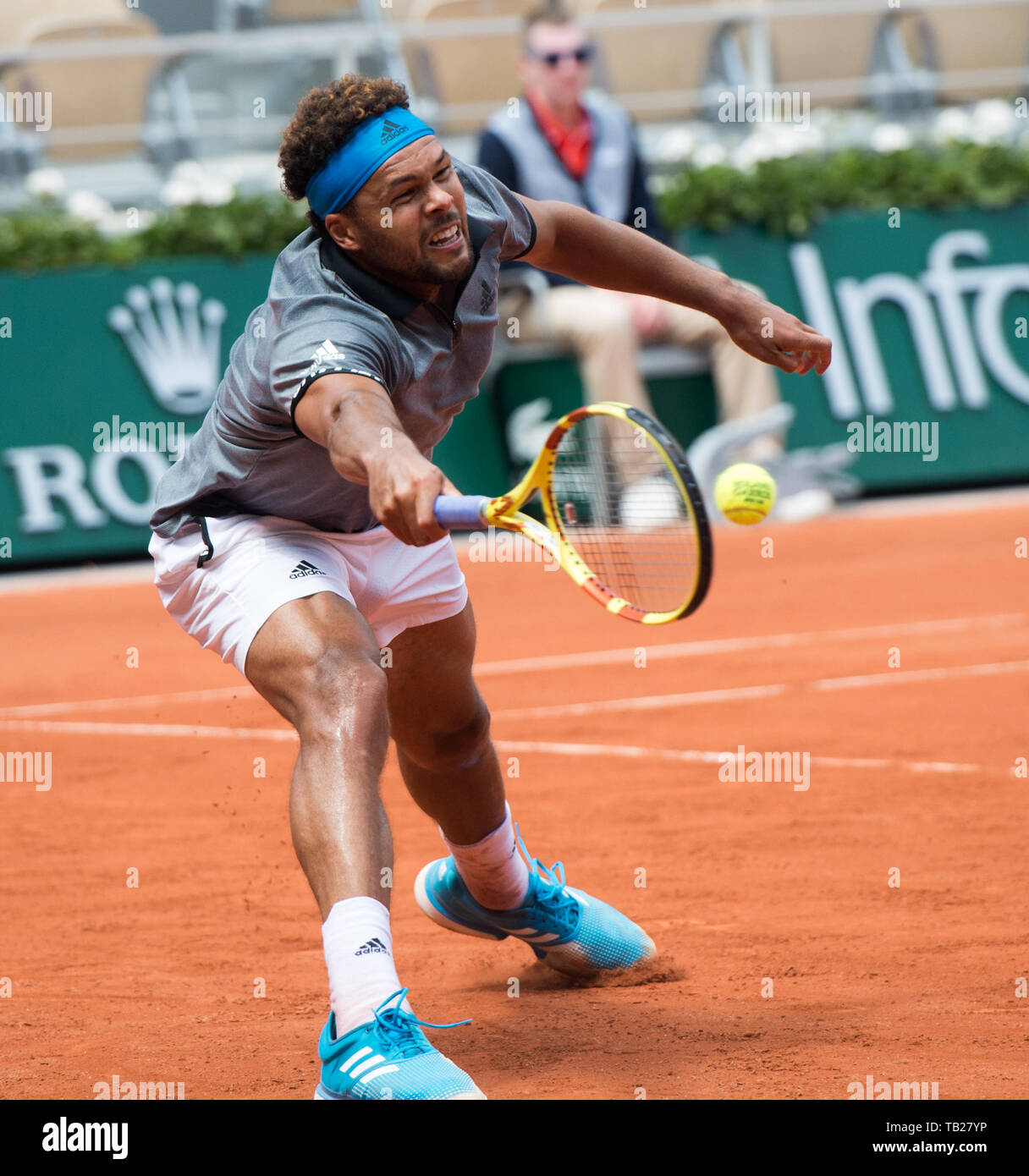 Paris, France. 29th May, 2019. Jo-Wilfried Tsonga (FRA) is defeated by Kei  Nishikori (JPN) 6-4, 4-6, 4-6, 4-6, at the French Open being played at  Stade Roland-Garros in Paris, France. © Karla