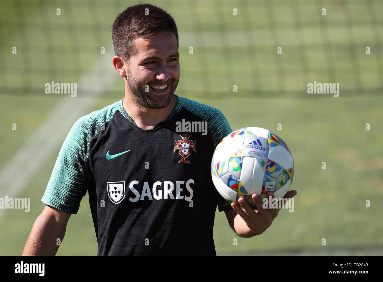 Oeiras. 29th May, 2019. Portugal's Joao Moutinho attends a training session in Oeiras, Portugal, May 29, 2019, as part of preparations for the final stage of the UEFA Nations League. Credit: Pedro Fiuza/Xinhua/Alamy Live News Stock Photo