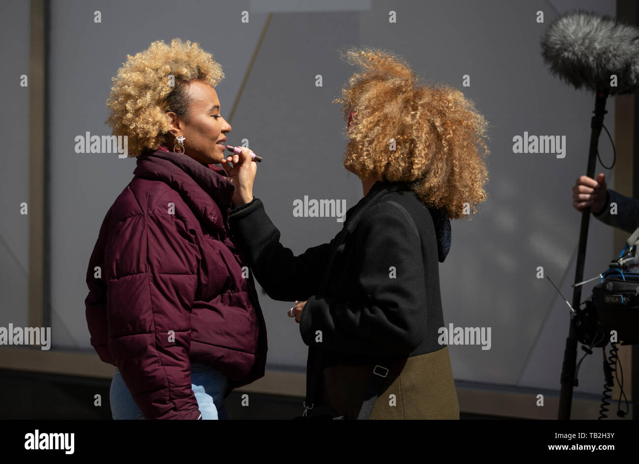 Singer Songwriter Emeli Sande Has Her Hair And Make Up Done In The