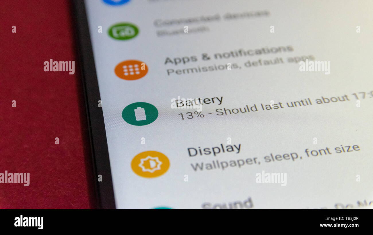 Cluj, Romania - May 13, 2019: Close up of the battery icon in the Android Pie setting menu. Android smartphone battery life concept. Battery settings  Stock Photo
