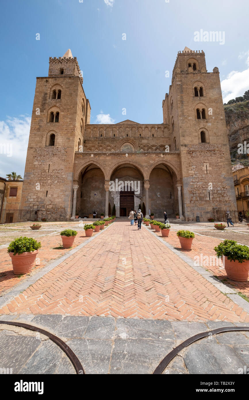 The Cathedral of Cefalù (Duomo di Cefalù)  Roman Catholic basilica in Cefalù, Sicily. Stock Photo