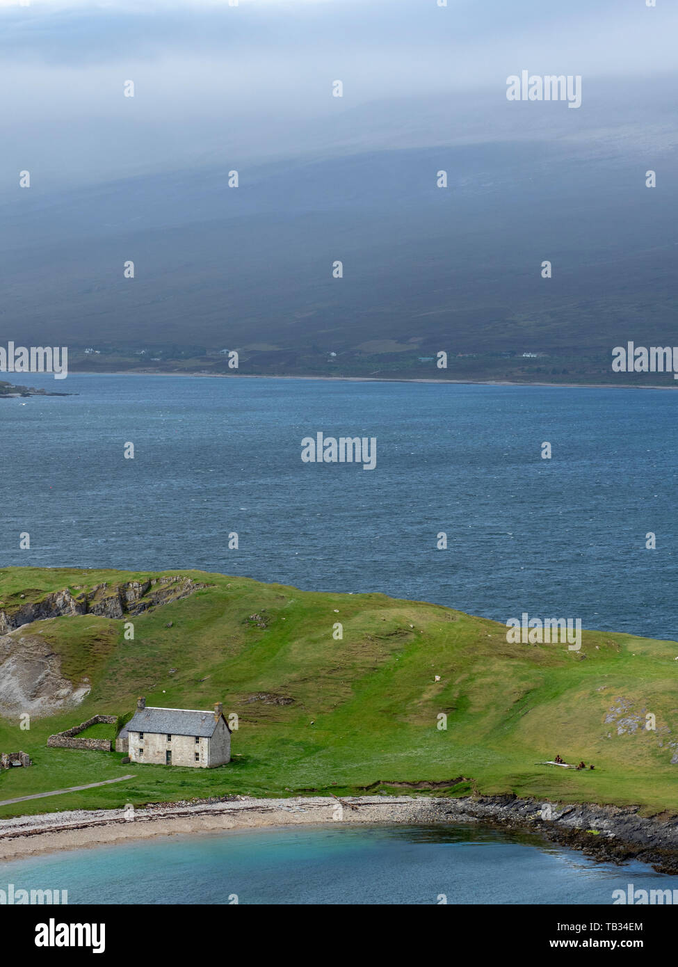 View of the old Ferry House, Harbour and Lime Kilns,  Ard Neackie Peninsula on Loch Eriboll, Sutherland, Scottish Highlands Stock Photo