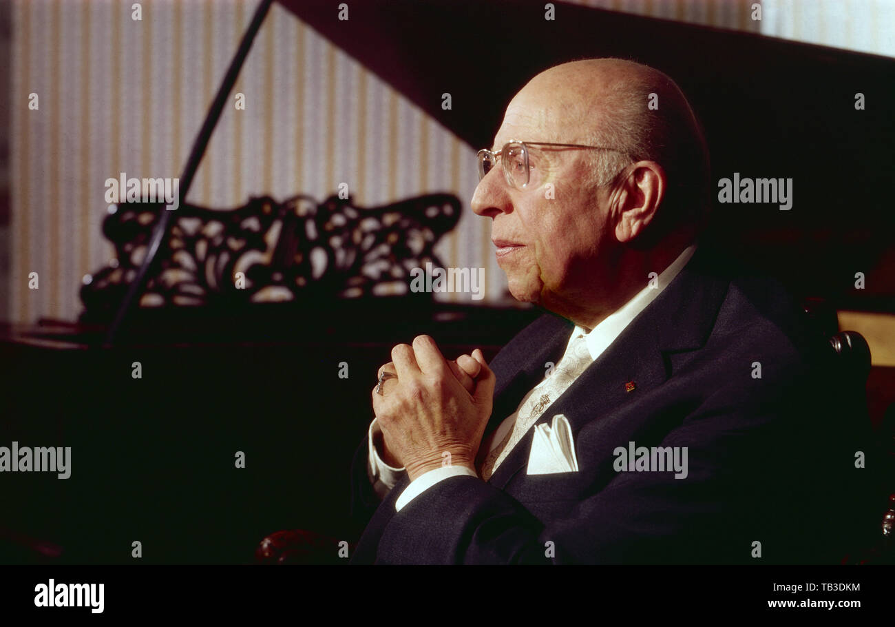 Robert Stolz, österreichischer Komponist und Dirigent, Deutschland ca