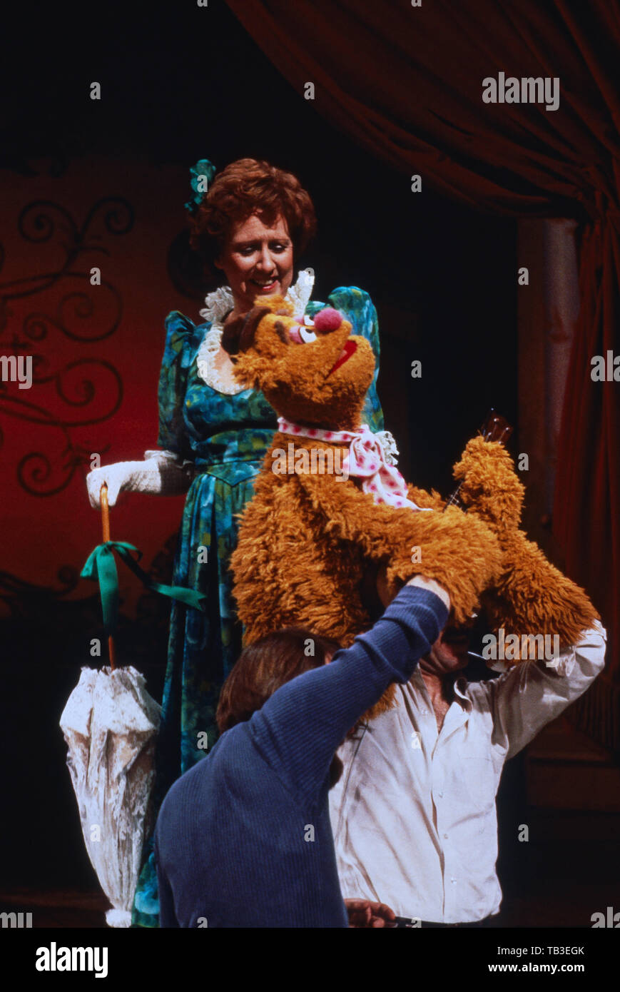 The Muppet Show, Fernsehserie, USA/Großbritannien 1976 - 1981, Comedyshow mit Puppen und Gaststar Jean Stapleton Stock Photo