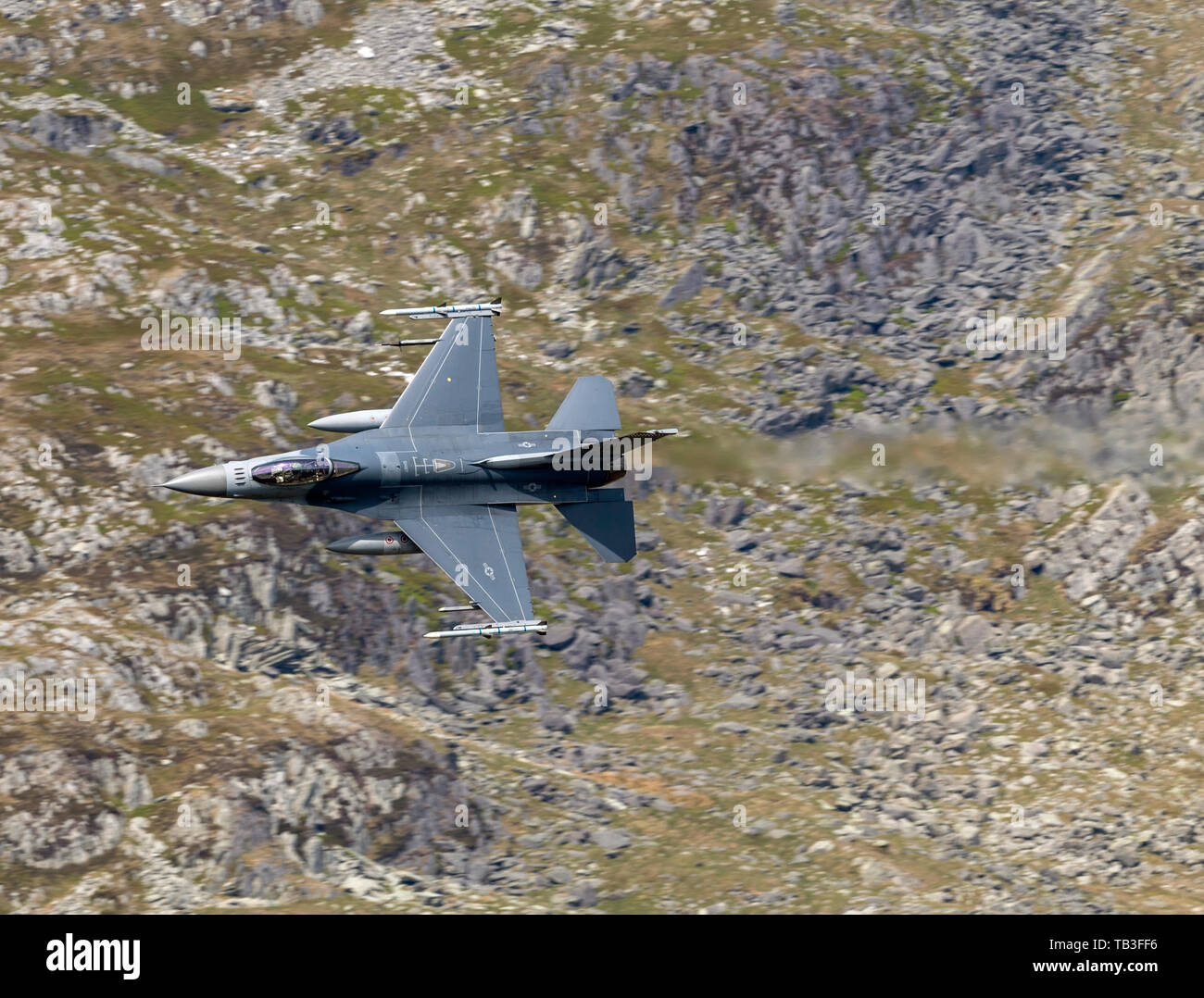 F-16C aircraft from Homestead Air Reserve Base, Florida transit the A5 Pass in LFA7 (Callsigns Mako 21 and Mako 22) on the 16/05/2019 Stock Photo