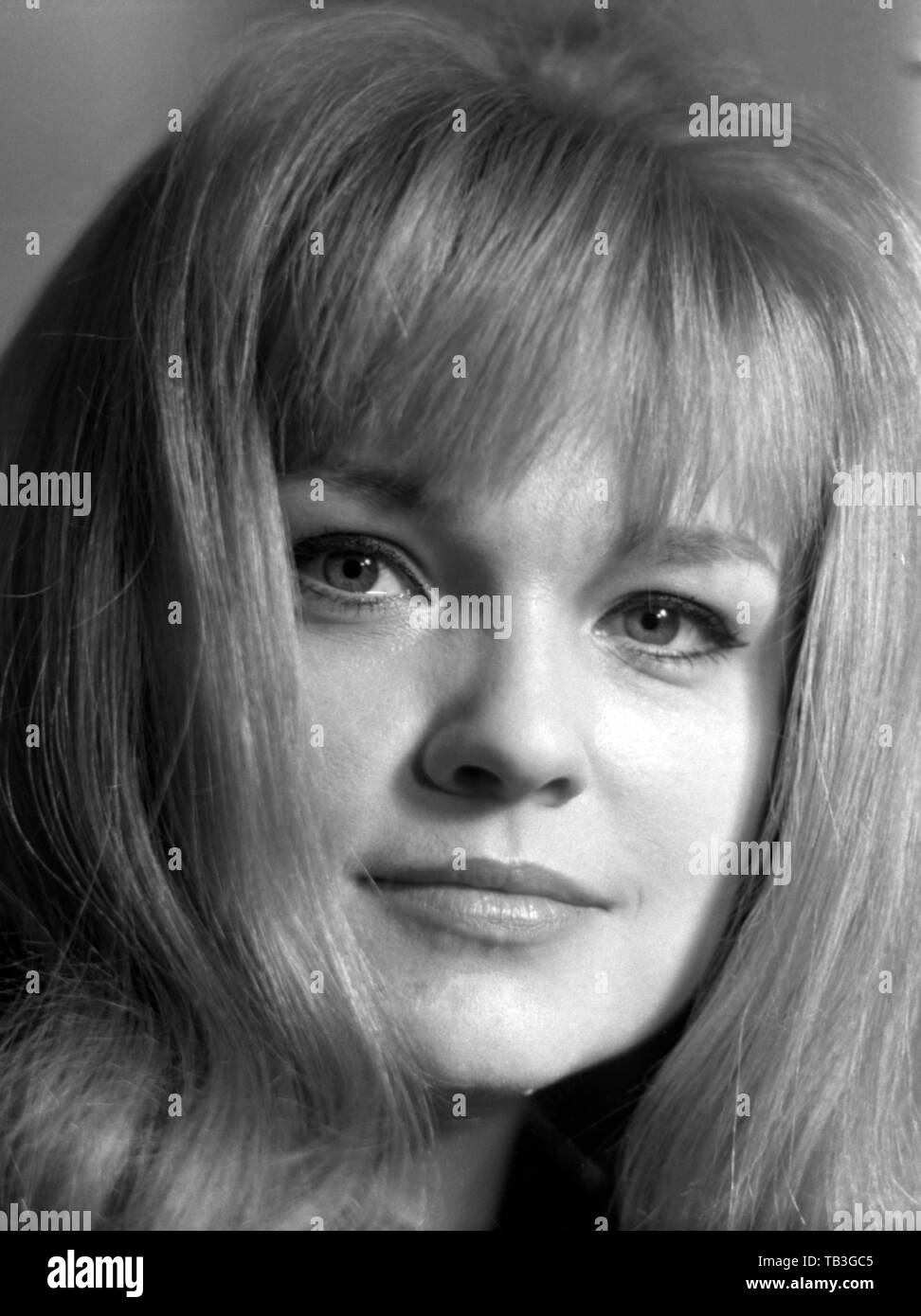 01.05.1968, Berlin, Berlin, GDR - Eva-Maria Hagen, actress. 00S680501D706CAROEX.JPG [MODEL RELEASE: NO, PROPERTY RELEASE: NOT APPLICABLE (c) caro imag Stock Photo