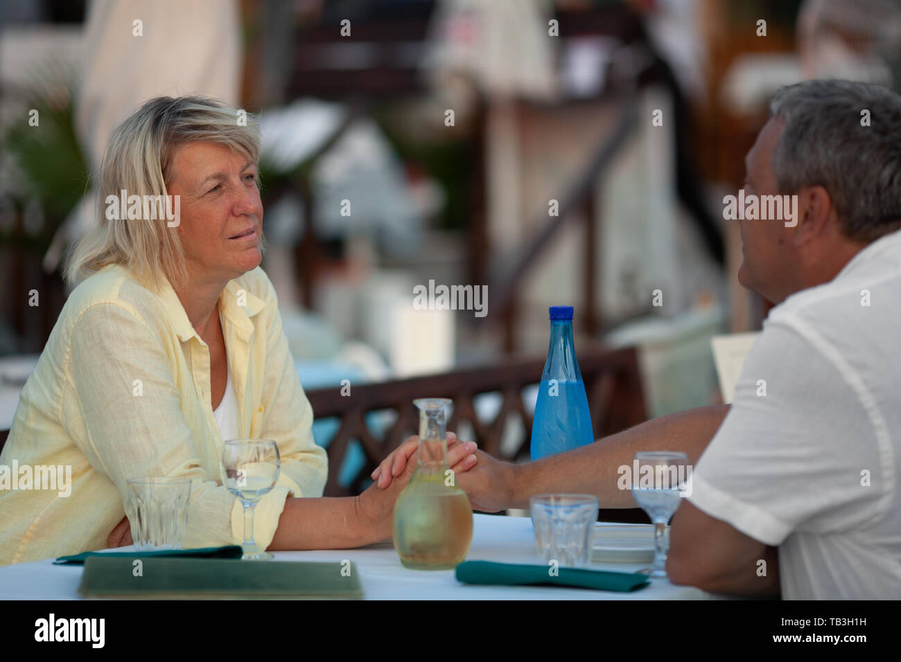 love-affair-mature-woman-hi-res-stock-photography-and-images-alamy