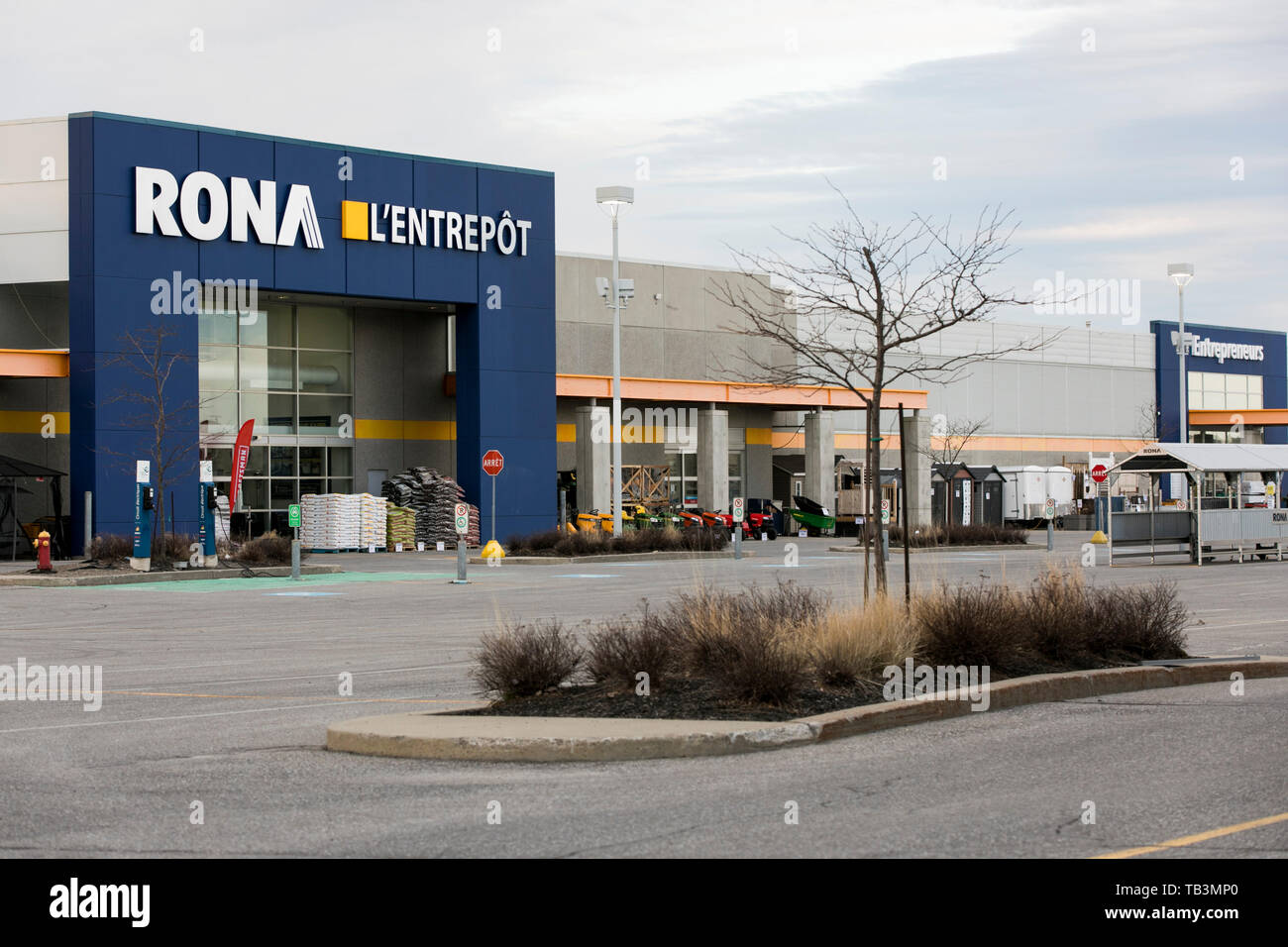 Rona hires stock photography and images Alamy