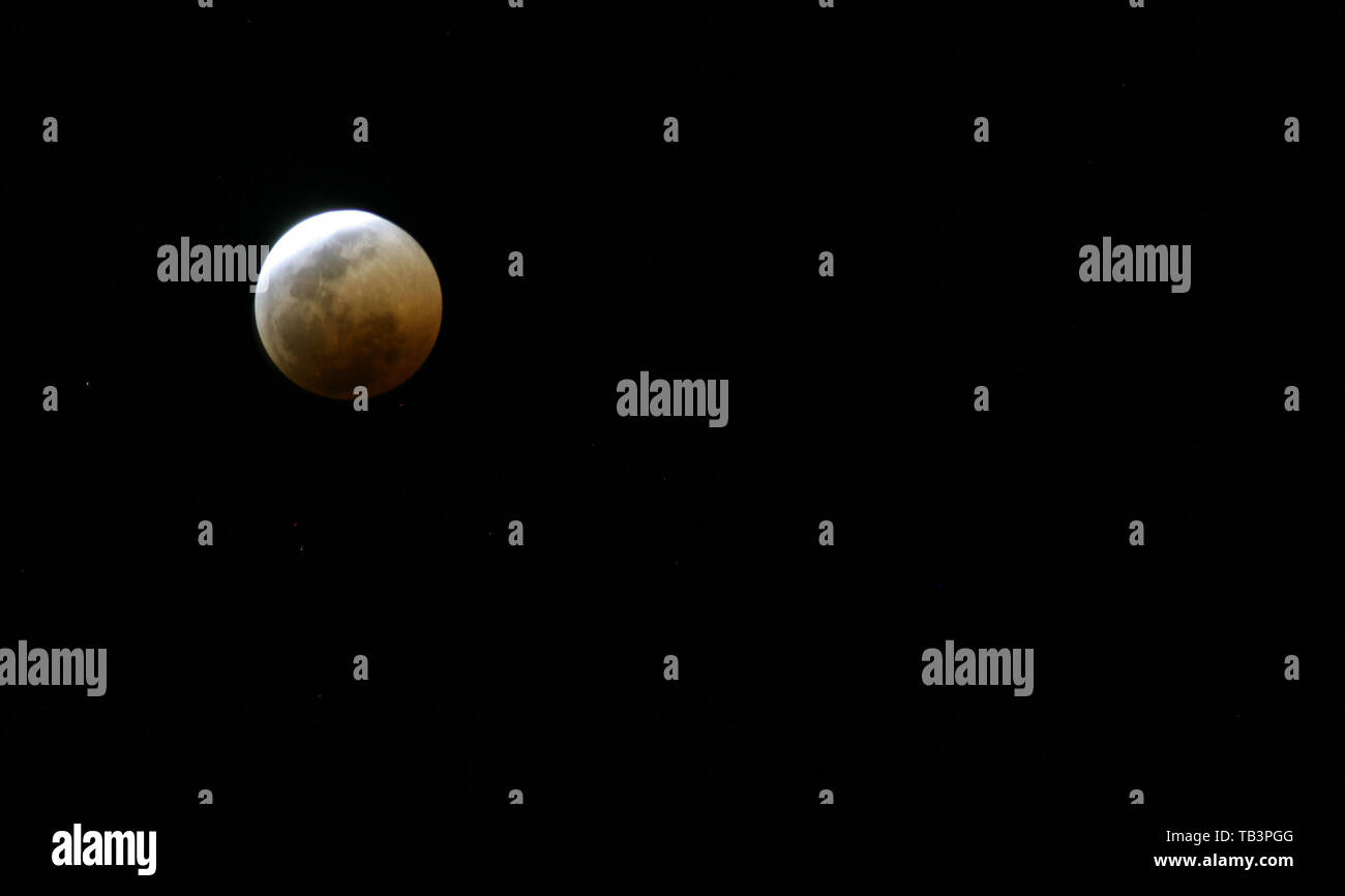 lunar-eclipse-south-africa-