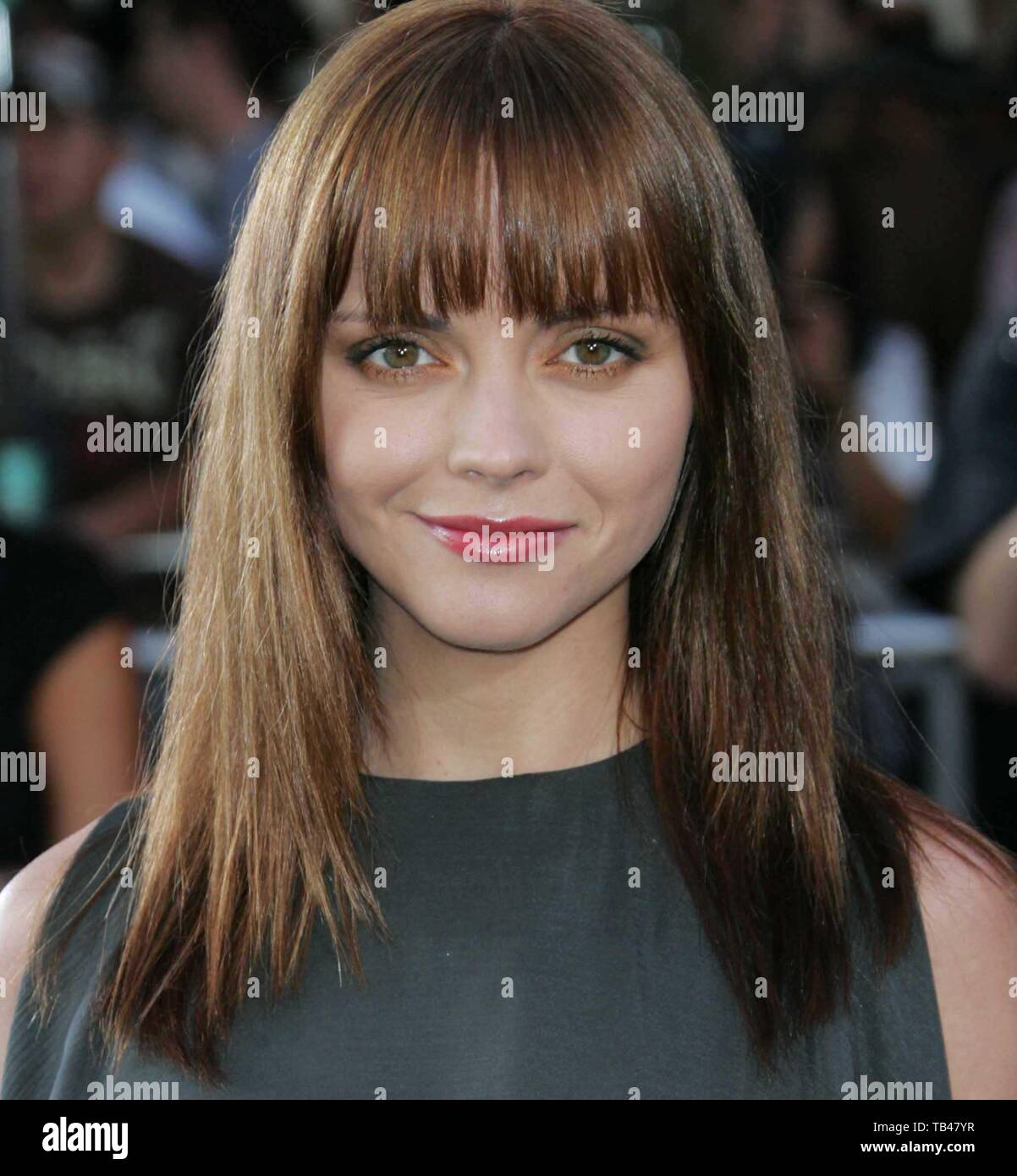 Yalangoch Kristina Ricci qora nola