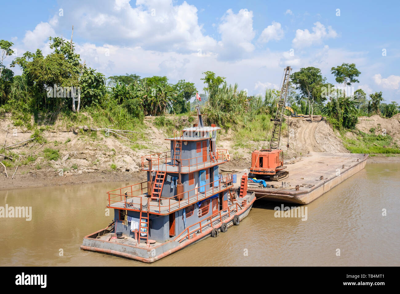 Logging boat on the Ucayali River, Peruvian Amazon Basin, Loreto  Department, Peru Stock Photo - Alamy