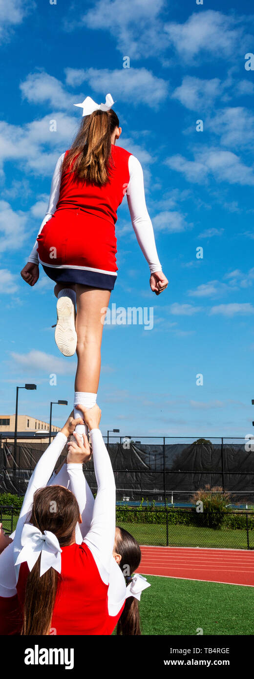 Cheerleader pyramid hires stock photography and images Alamy