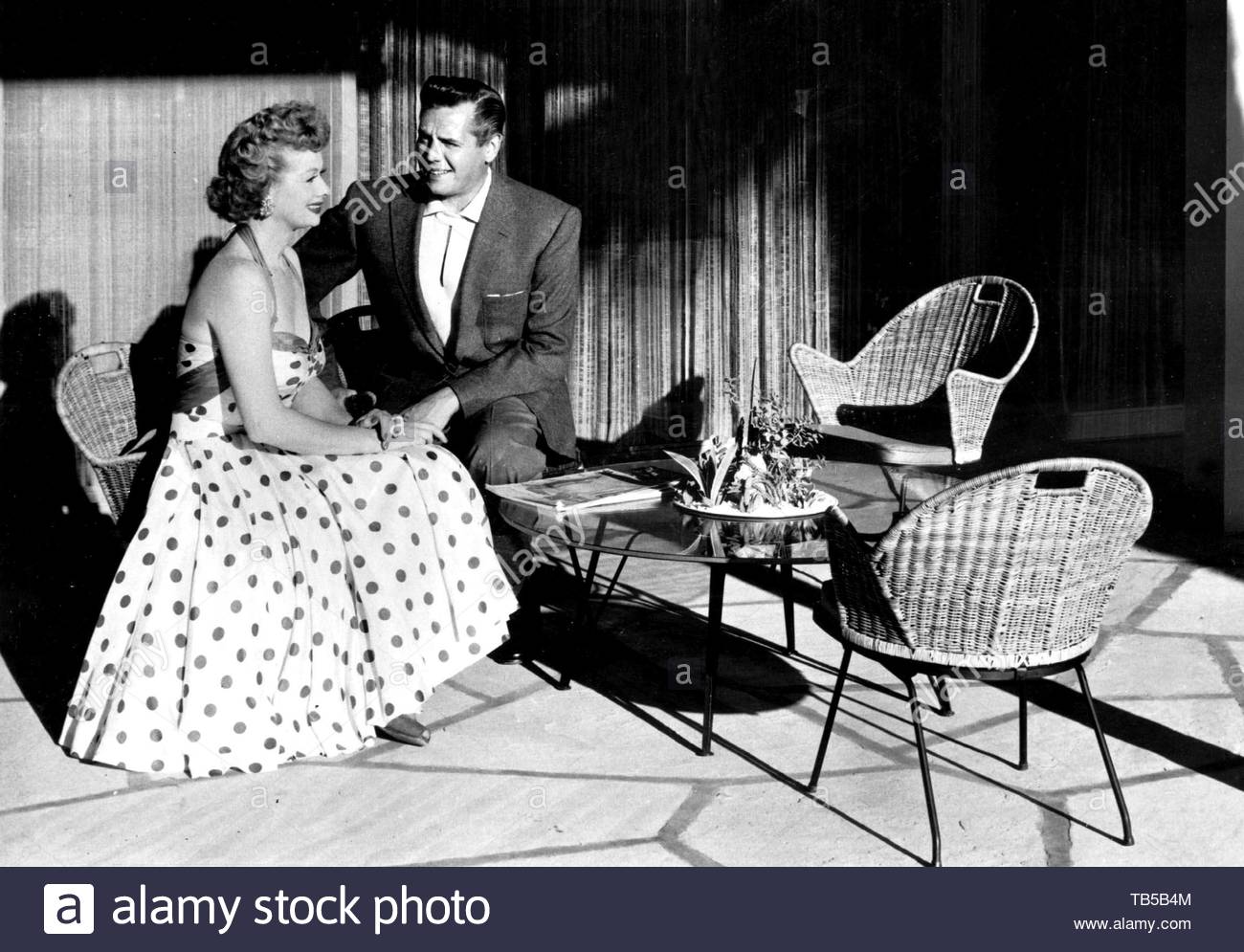 arnaz side chair