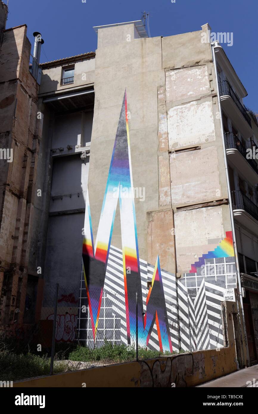 Colourful, graphic mural by streetart artist Felipe Pantone, Carme district, old town, Valencia, Spain Stock Photo