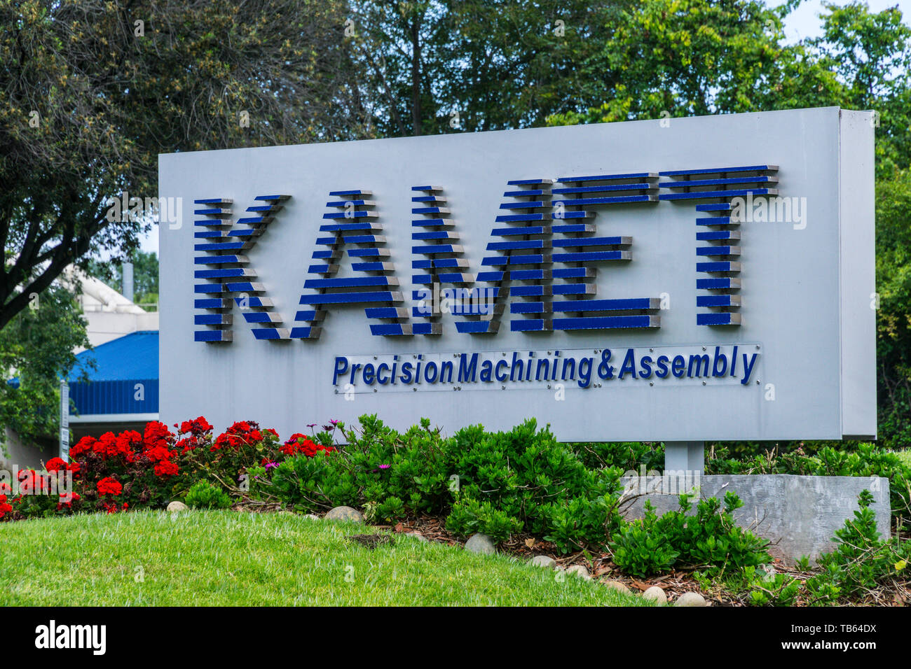 Kamet precision machining hi-res stock photography and images - Alamy