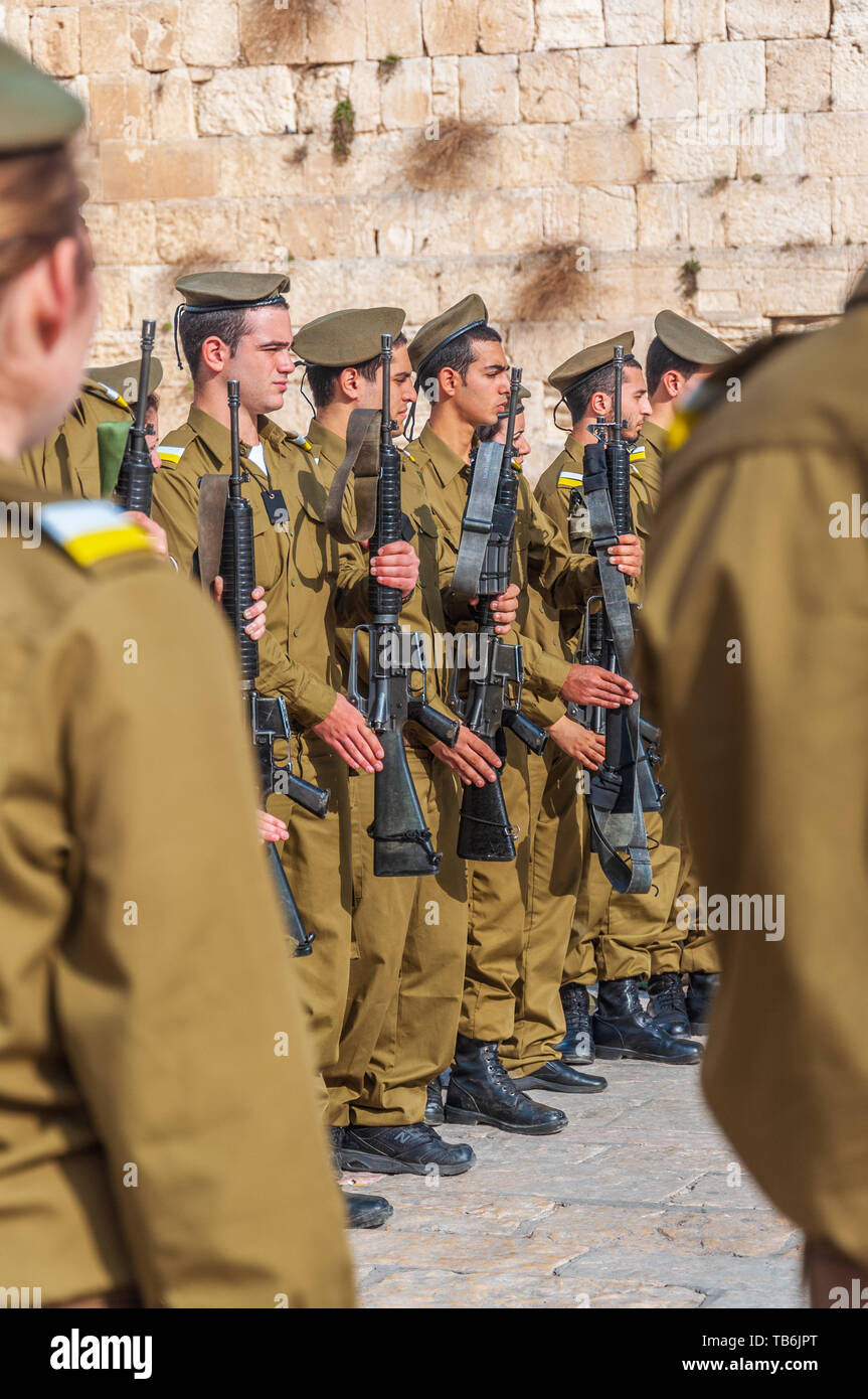 Idf Draft Israel defense forces draft hi-res stock photography and images - Alamy