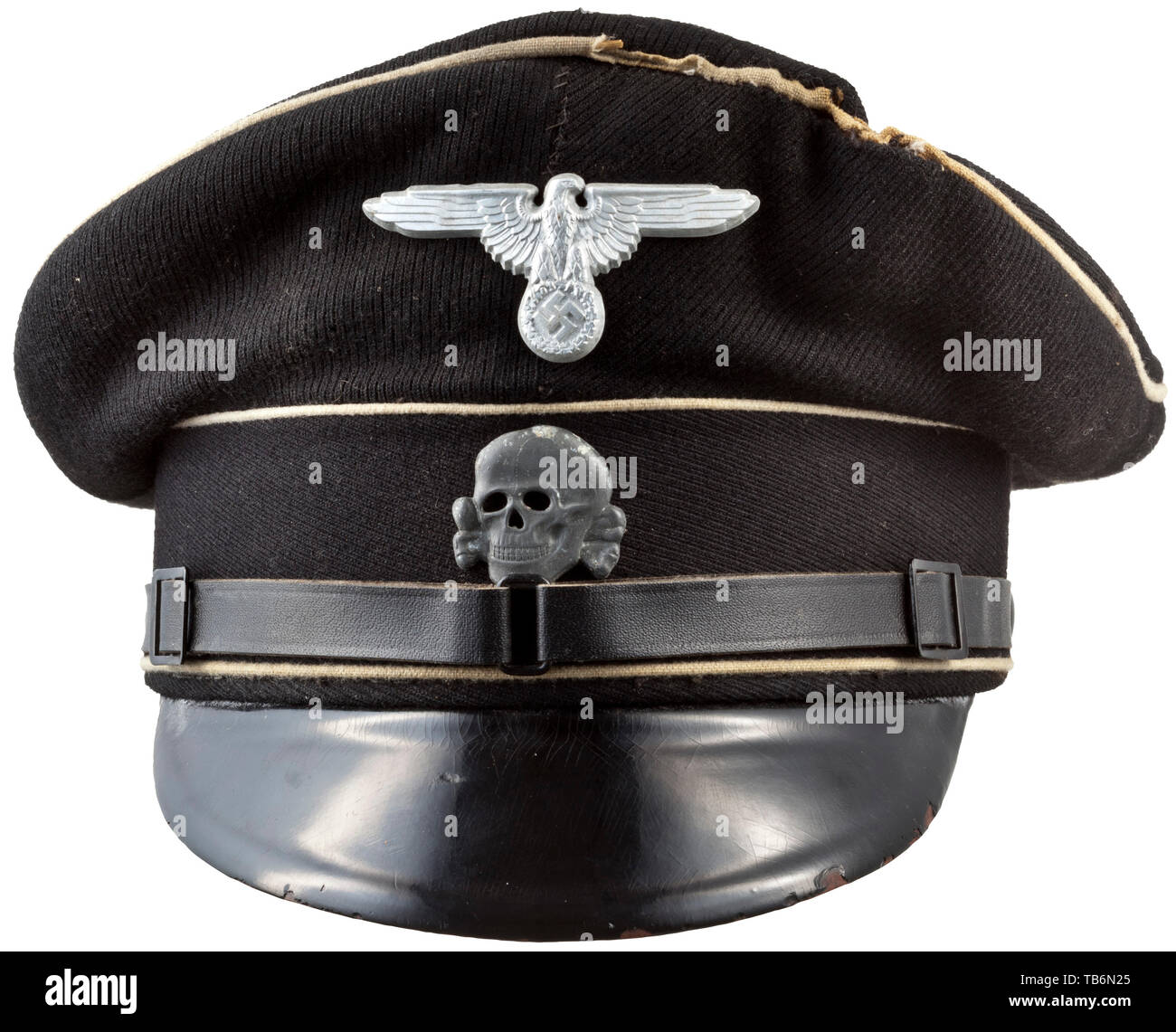 A visor cap for enlisted men/NCOs of 