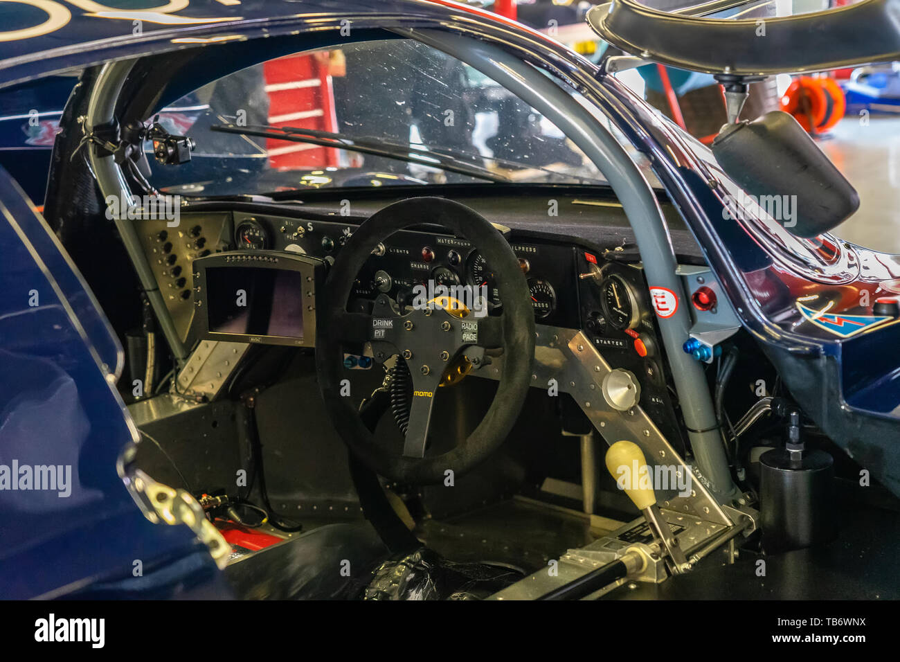 Endurance legends hi-res stock photography and images - Alamy