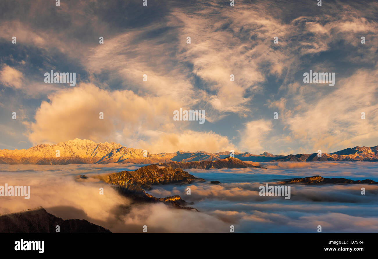 Yan mountain hi-res stock photography and images - Alamy