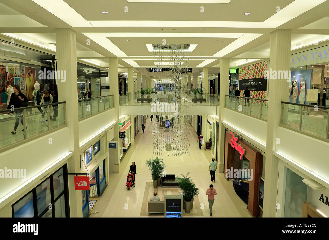 Interior view of Mall of America, the largest shopping mall in United  States. Bloomington.Minnesota.USA Stock Photo - Alamy