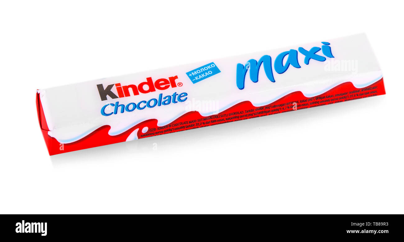 Russia, Kamchatka - SEPTEMBER 20, 2017. Kinder Chocolate Maxi snack made  from milk and soft sponge cake covered in chocolate. Kinder Delice is a  child Stock Photo - Alamy